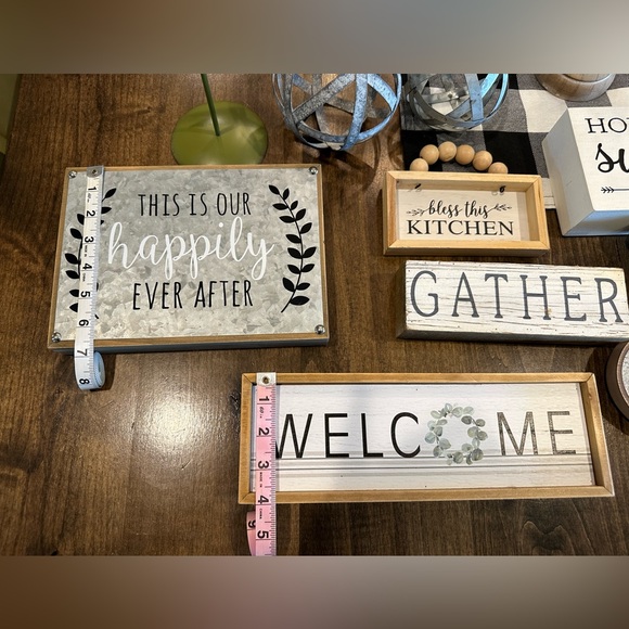 Farmhouse decor lot 11 pieces galvanized metal wood neutral tabletop wall decor - Picture 7 of 14